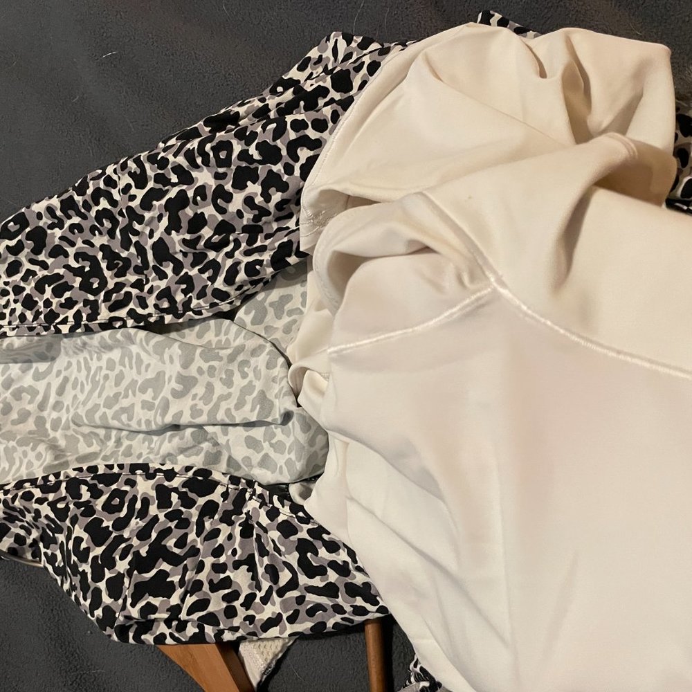 Outdoor Voices Snow Leopard SET: Exercise Dress + Doing Things Bra, Size Medium - Picture 14 of 14